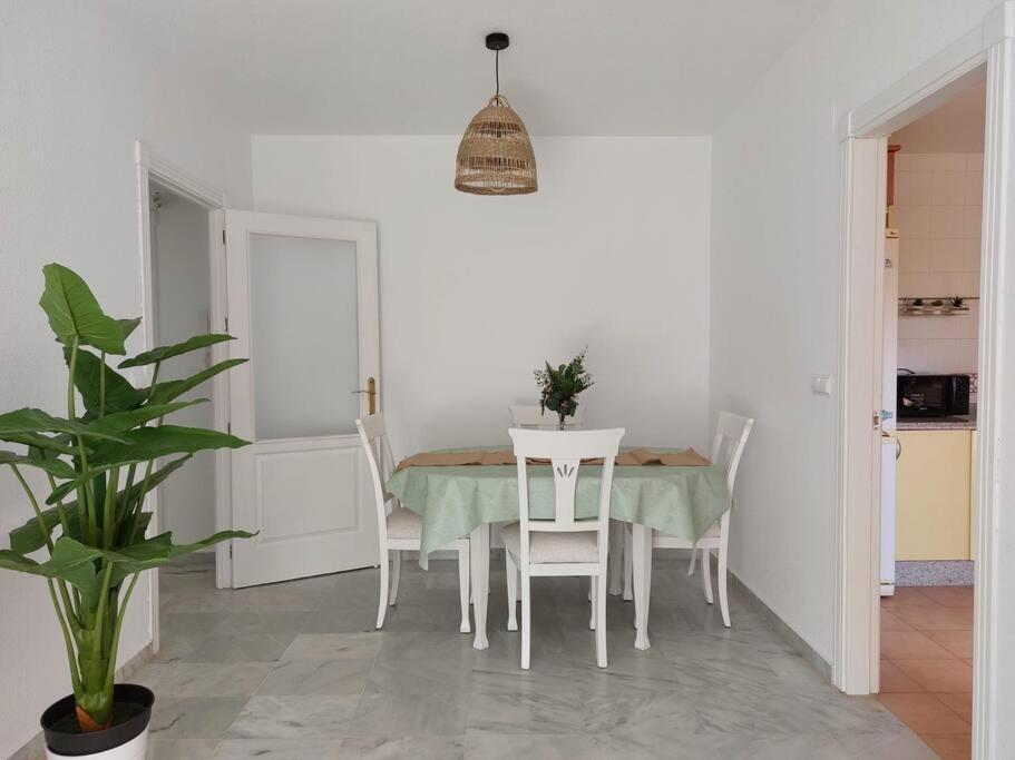 Apartamento Con Vistas Al Mar. Salobrena Luaran gambar